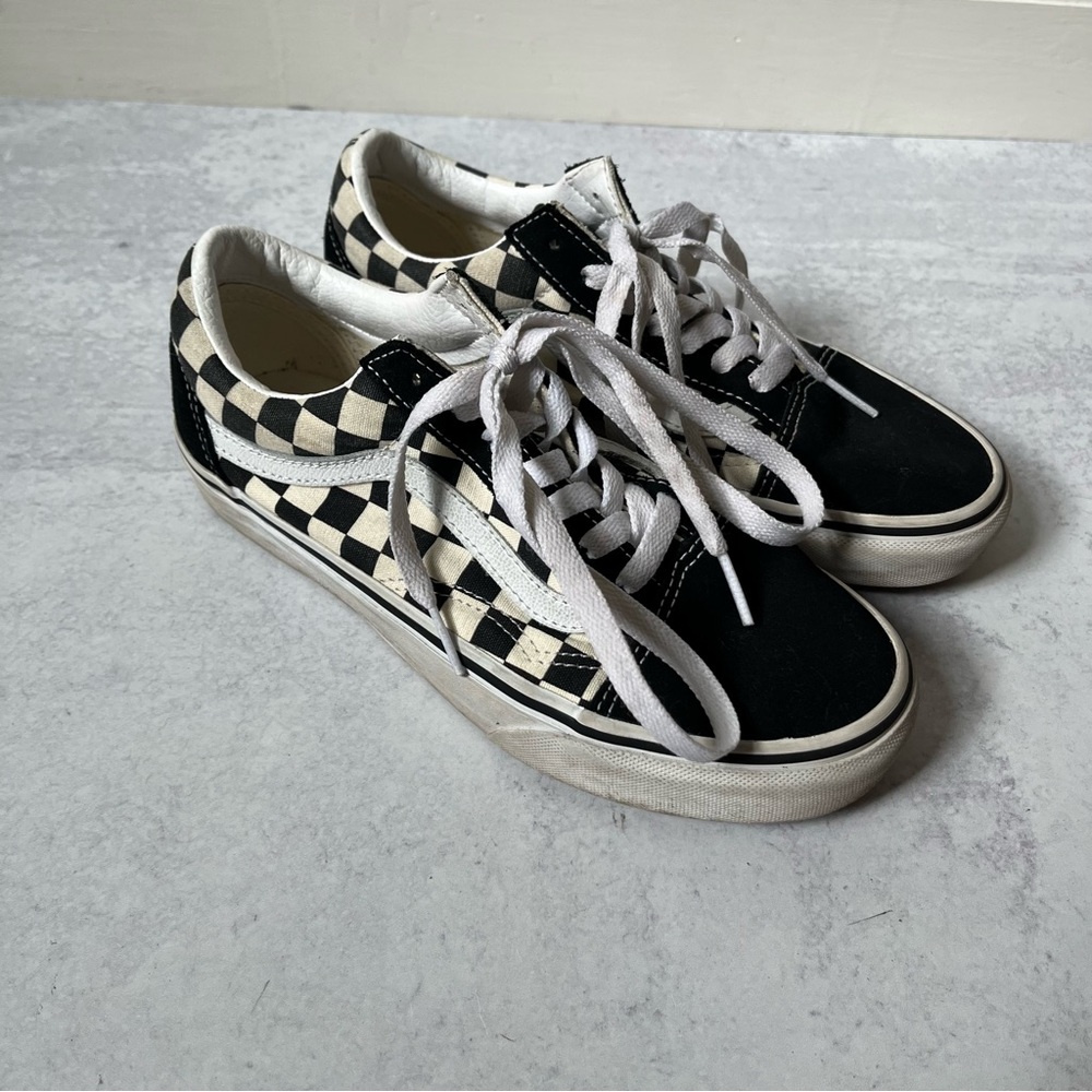 VANS Lace Up Sneakers 6